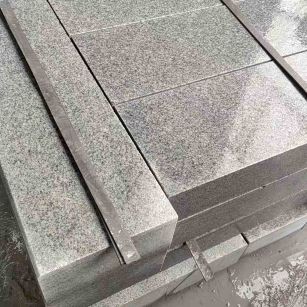 昭通芝麻灰 芝麻白 路牙石 路侧石 马路牙子